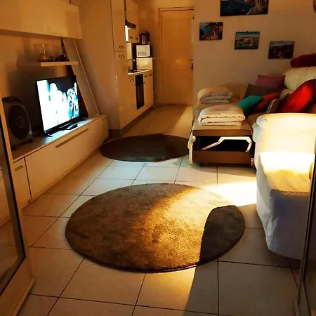 Greta Marisa Apartment Giardini Naxos